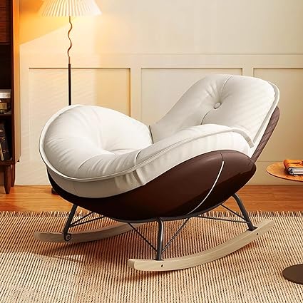 Discover the ultimate seating solution for your interior - deep, luxurious, and incredibly comfortable. Our club chair blends classic mid-century charm with modern sophistication.